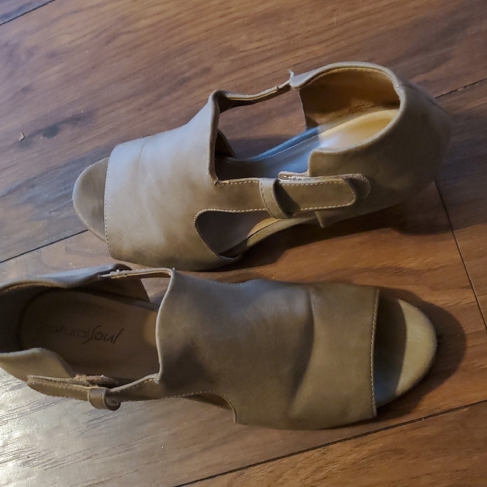 Natural Soul Tan Mules - Picture 8 of 8